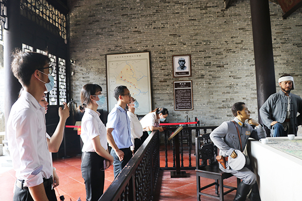 1626139417575515.jpg 感受革命先烈指點江山之勢.JPG