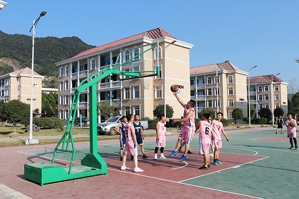 1633659515115793.jpg 籃球.JPG