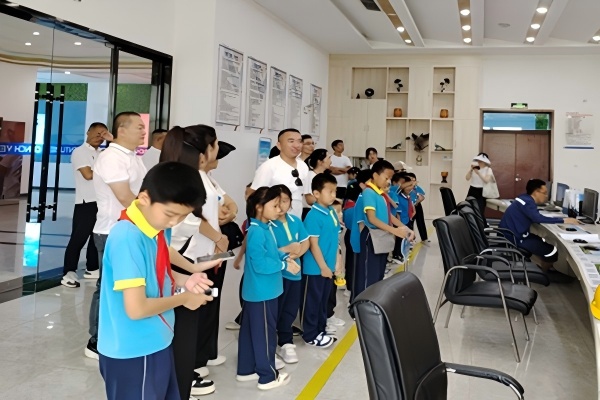 1751524011452463.jpg 05.jpg